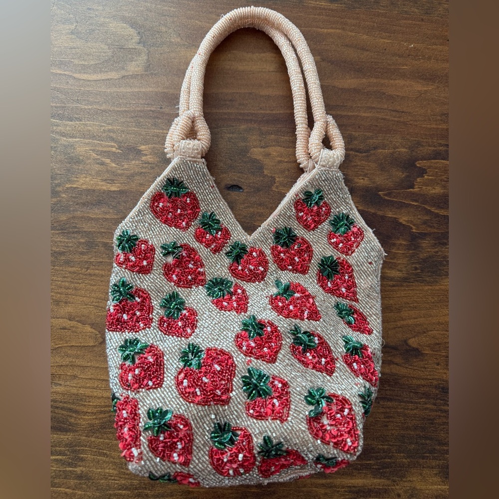 NWOT beaded purse